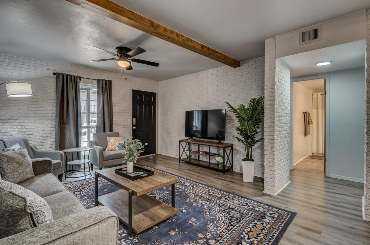 Lavish Style 2Br In Stillwater With Free Parking And Wifi Exterior photo